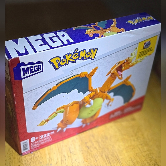 New Pokémon Charzard Mega In Box - Picture 4 of 5